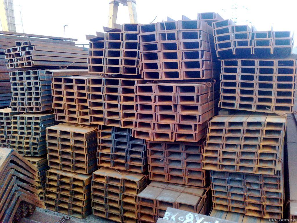 國標Q235B槽鋼現貨解析 32a#鍍鋅槽鋼及天津角鋼價格趨勢與采購指南