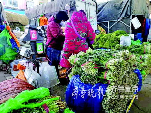掃一掃知來(lái)源！濟(jì)南七里堡市場(chǎng)食用農(nóng)產(chǎn)品要“上線”